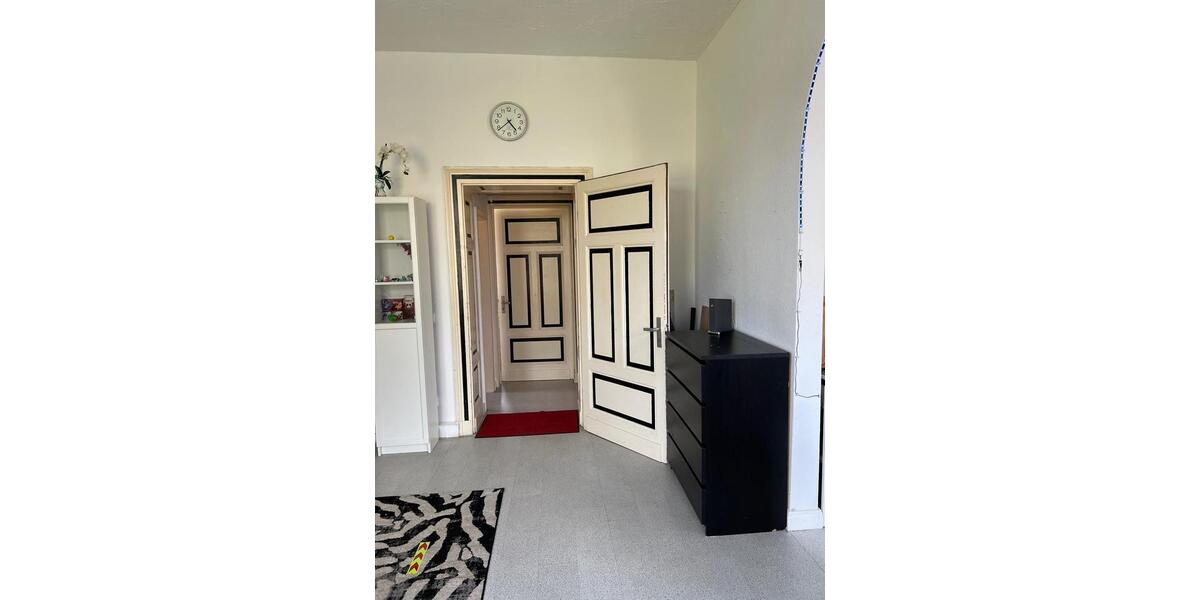 Etagenwohnung Mönchengladbach Süd - 2 Zimmer, 75 m&sup2;, 620&euro; | Angebot:25987297