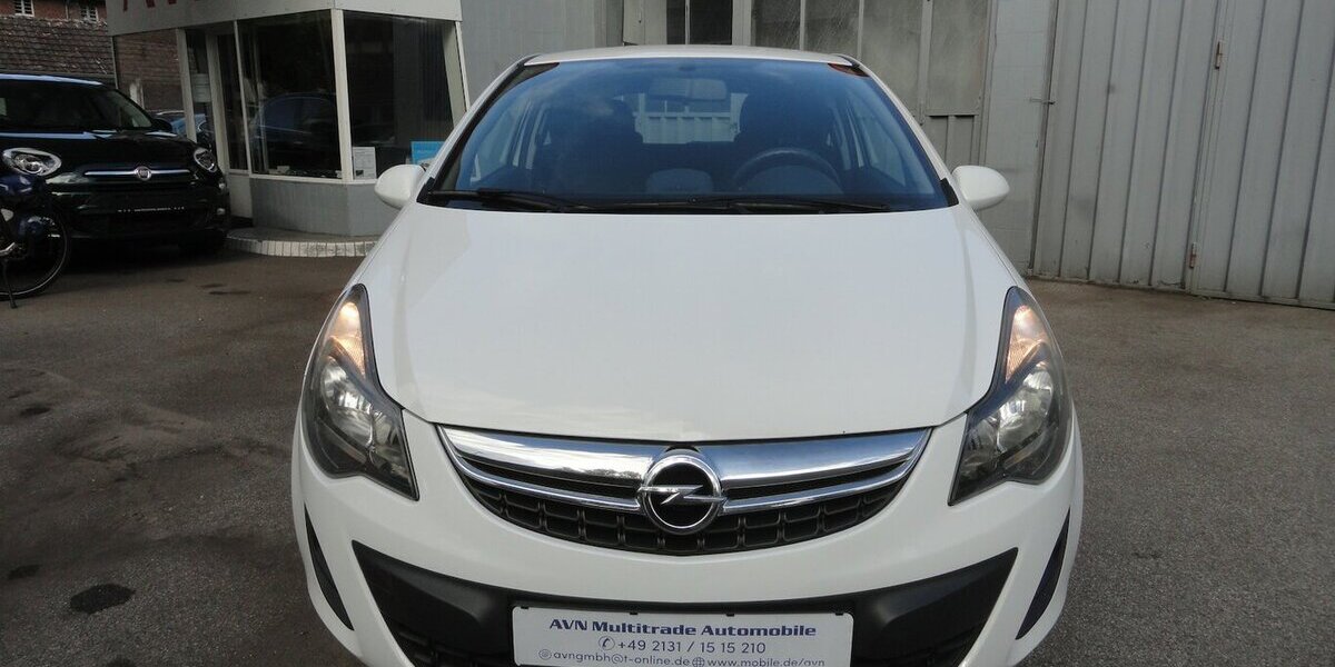Opel Corsa Selection Klima Kette+TÜV neu S.heft 179.000 km 3.700 &euro; Neuss 41462