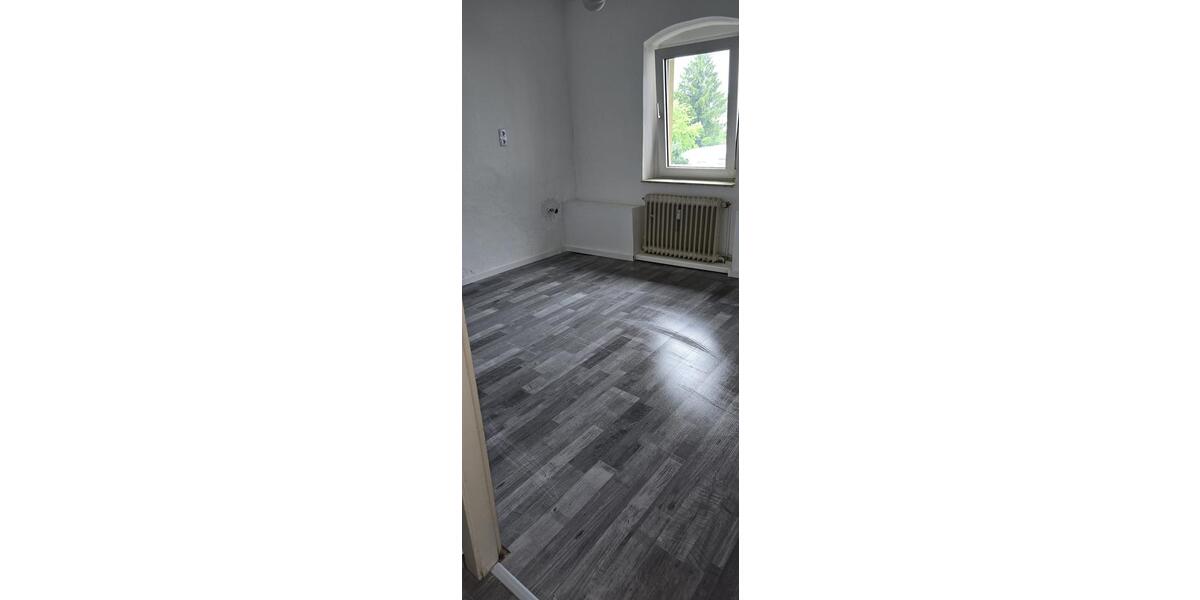 Erdgeschoßwohnung Hilden Forstbach - 3 Zimmer, 80 m&sup2;, 1.100&euro; | Angebot:26652937