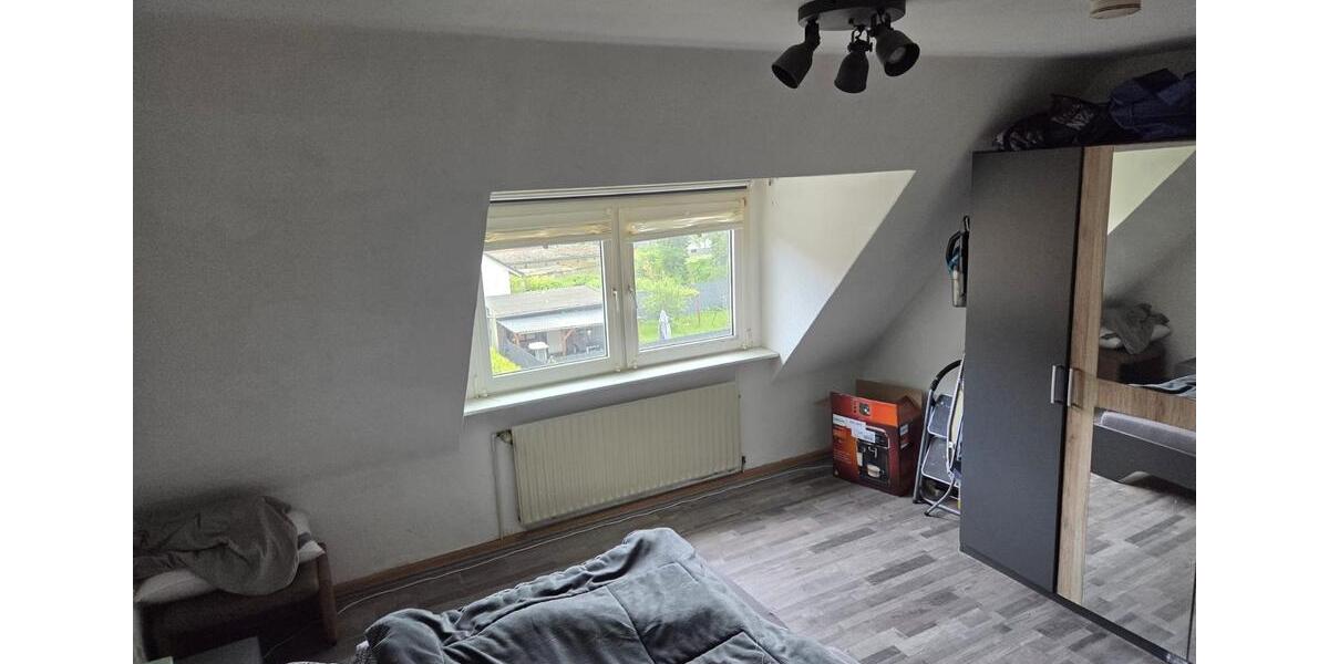 Dachgeschoßwohnung Oberhausen Biefang - 2 Zimmer, 46 m&sup2;, 375&euro; | Angebot:26577539