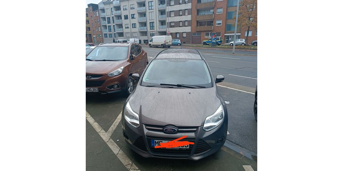 Ford Focus 155.000 km 3.890 &euro; Mönchengladbach 41065