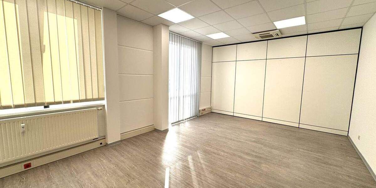 Gewerbeobjekt Willich Münchheide - 3 Zimmer, 65 m&sup2;, 649&euro; | Angebot:25896448