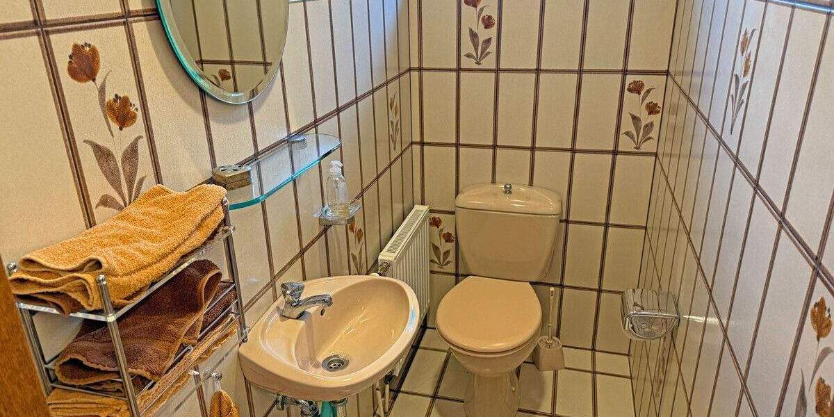 Einfamilienhaus Duisburg / Baerl Baerl - 5 Zimmer, 156 m&sup2;, 525.000&euro; | Angebot:25684452