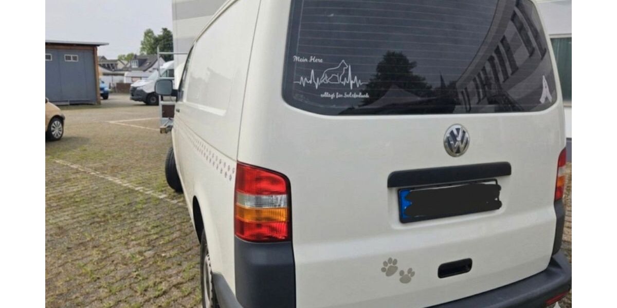 VW T5 Transporter 240.000 km 4.500 &euro; Duisburg 47239