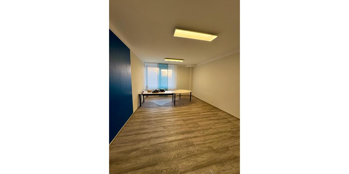 Gewerbeobjekt Moers - 1.350&euro; | Angebot:24819269