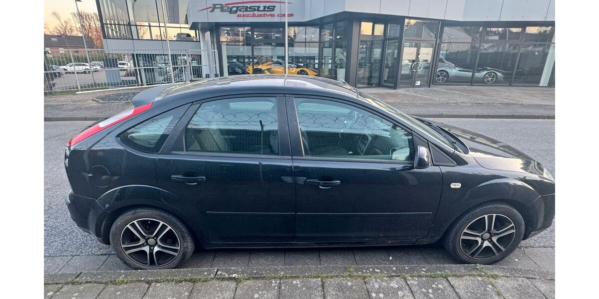 Ford Focus 164.892 km 1.800 &euro; Mönchengladbach 41238