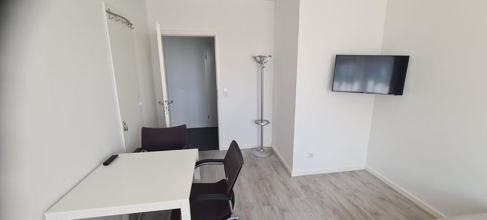 Etagenwohnung Neuss - 2 Zimmer, 49 m&sup2;, 490&euro; | Angebot:25809428