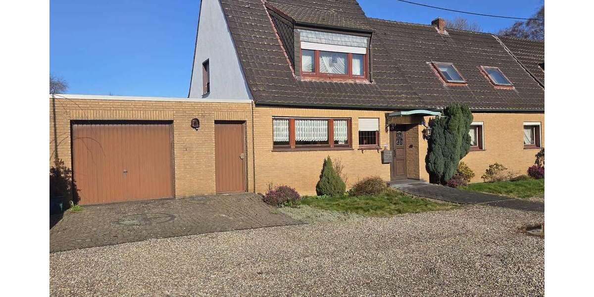 Einfamilienhaus Mönchengladbach Ost - 8 Zimmer, 181 m&sup2;, 320.000&euro; | Angebot:23251121
