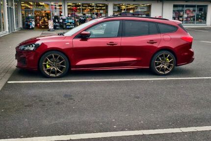 Ford Focus 95.000 km 14.000 &euro; Mönchengladbach 41063