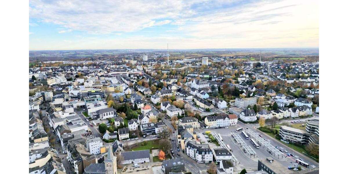 Etagenwohnung Velbert Mitte - 3 Zimmer, 131 m&sup2;, 359.000&euro; | Angebot:25689209