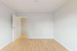 Etagenwohnung Grevenbroich - 3 Zimmer, 64 m&sup2;, 820&euro; | Angebot:26680358