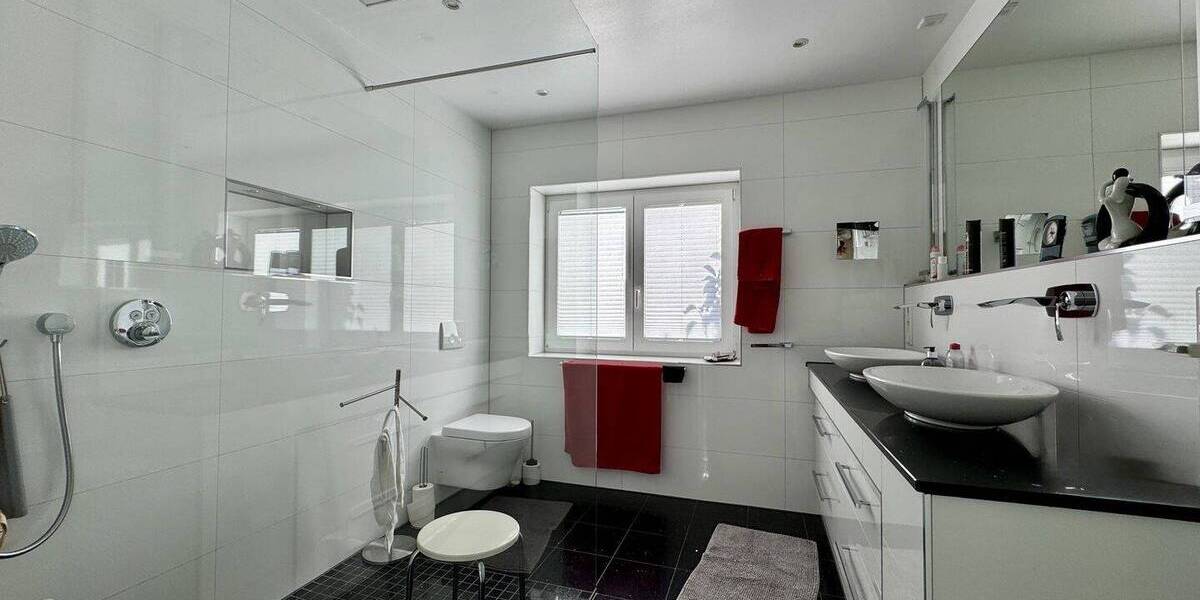 Einfamilienhaus Krefeld Verberg - 4 Zimmer, 119 m&sup2;, 545.000&euro; | Angebot:25744002