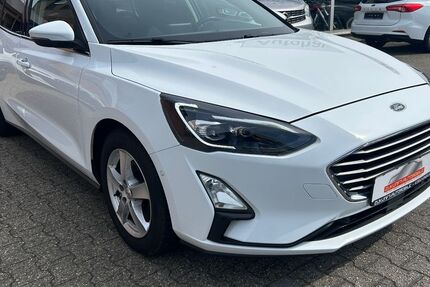 Ford Focus 124.563 km 10.290 &euro; Korschenbroich 41352