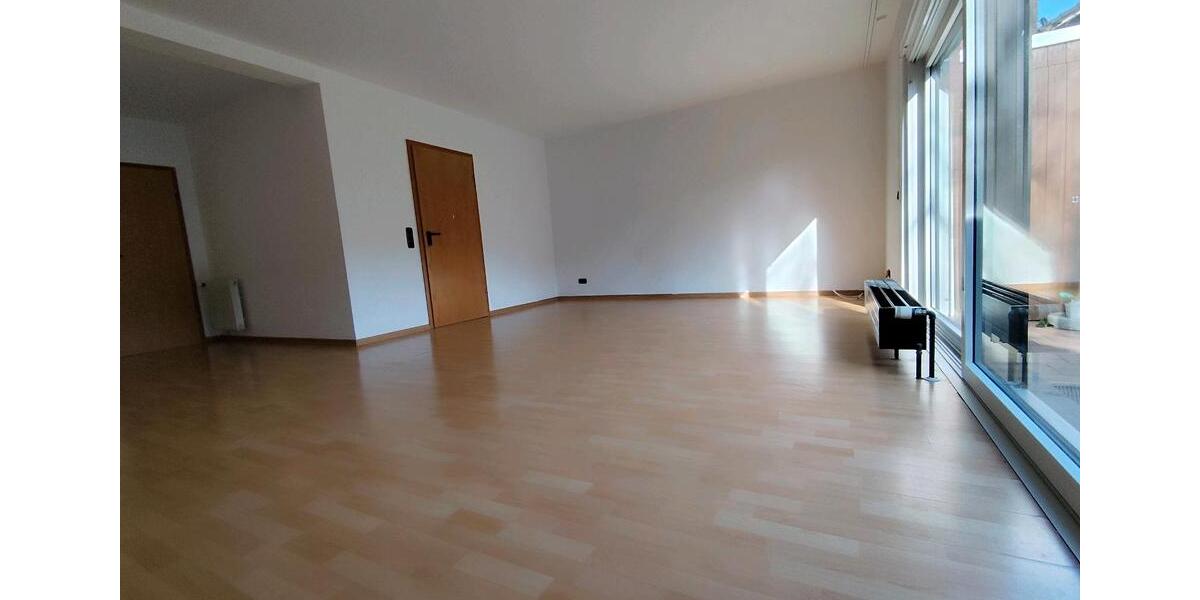 Reihenhaus Meerbusch - 4 Zimmer, 130 m&sup2;, 1.850&euro; | Angebot:25482024