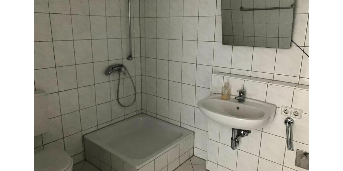 Erdgeschoßwohnung Düsseldorf Stadtbezirk 5 - 1 Zimmer, 39 m&sup2;, 239&euro; | Angebot:25866562