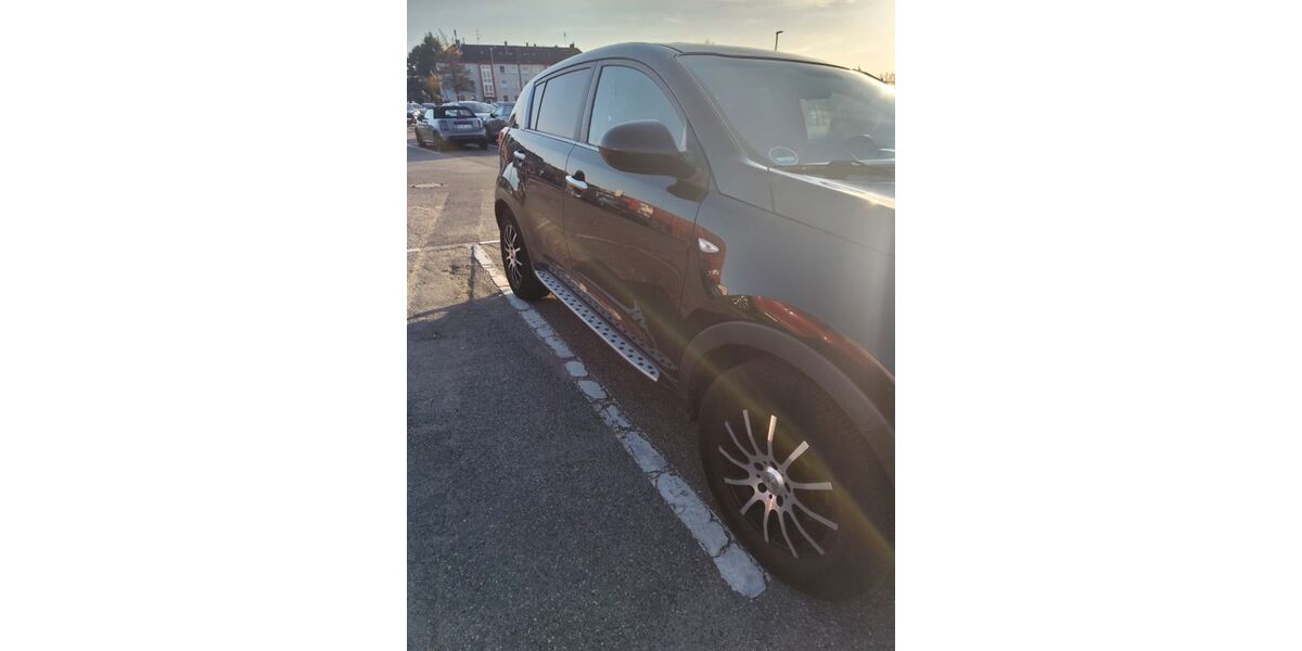 Kia Sportage 137.000 km 7.500 &euro; Duisburg 47199