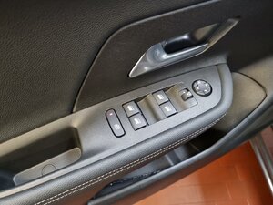 Opel Mokka Black Activ Drive Ass. Winterp. Navi Pro uvm 3.390 km 22.680 &euro; HAAN 42781