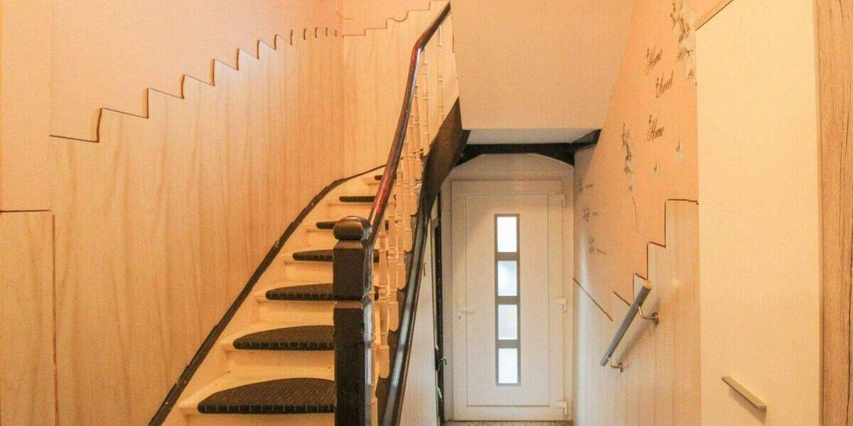 Doppelhaushälfte Duisburg Hochemmerich - 5 Zimmer, 100 m&sup2;, 249.000&euro; | Angebot:26055311