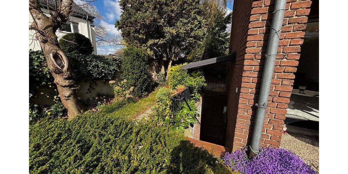 Reihenendhaus Krefeld Bockum - 5 Zimmer, 123 m&sup2;, 395.000&euro; | Angebot:26569333