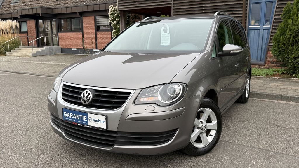 VW Touran 220.000 km 5.990 &euro; Mönchengladbach 41068