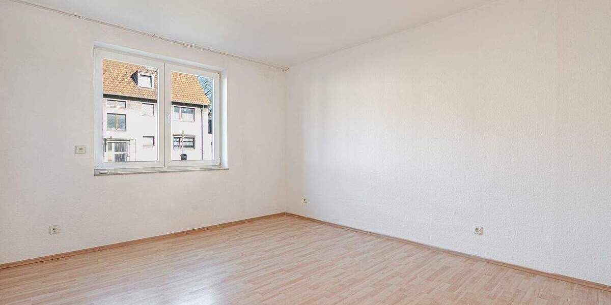 Etagenwohnung Mülheim an der Ruhr Dümpten - 3 Zimmer, 94 m&sup2;, 270.000&euro; | Angebot:25670665