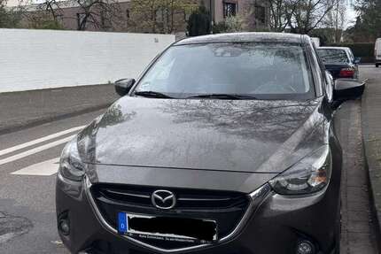 Mazda 2 179.000 km 7.000 &euro; Düsseldorf, Stadt 40229