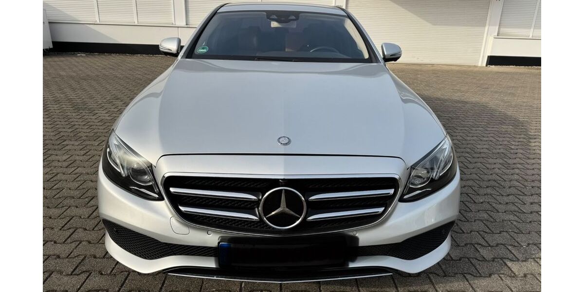Mercedes-Benz E 350 66.357 km 24.999 &euro; Krefeld 47809