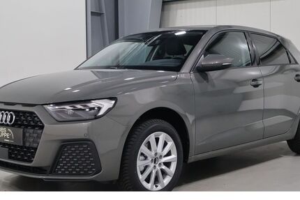 Audi A1 1.111 km 27.430 &euro; Mönchengladbach 41066