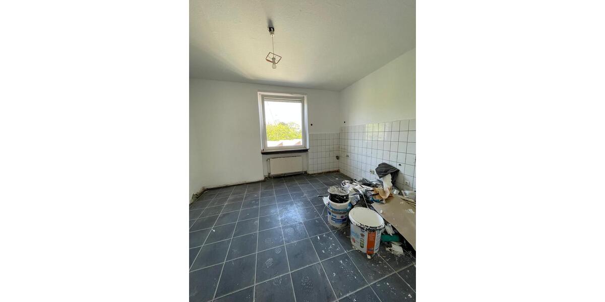 Etagenwohnung Mönchengladbach - 4 Zimmer, 100 m&sup2;, 850&euro; | Angebot:26679375