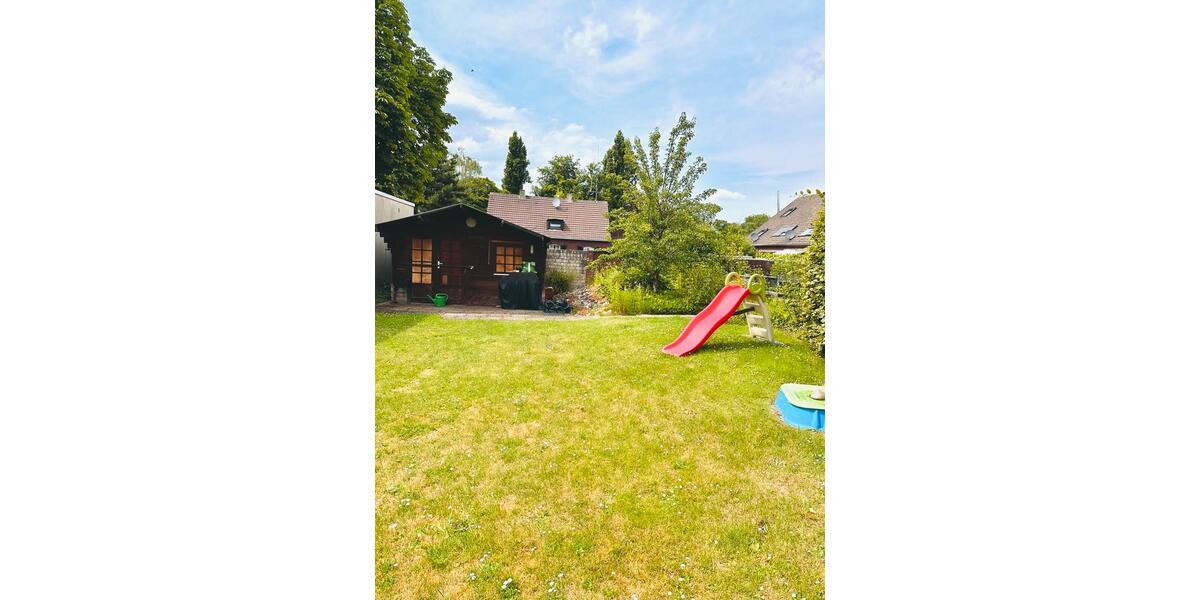 Etagenwohnung Duisburg Essenberg - 3 Zimmer, 90 m&sup2;, 1.150&euro; | Angebot:25907470