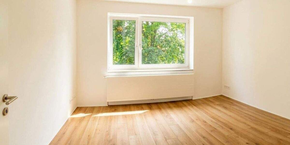 Etagenwohnung Düsseldorf Unterbach - 4 Zimmer, 88 m&sup2;, 350.000&euro; | Angebot:25906556