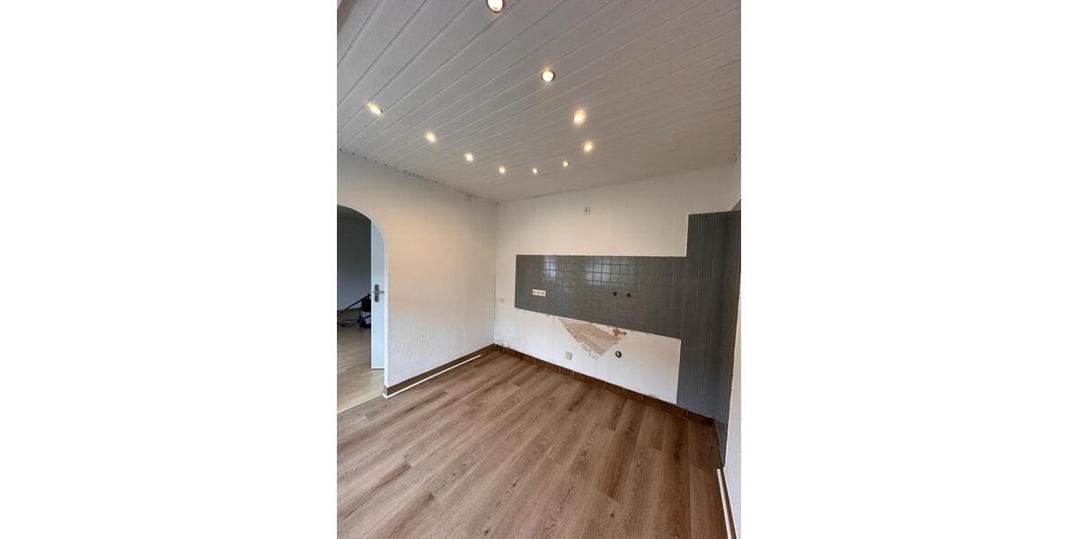 Etagenwohnung Duisburg Duisburg-Mitte - 1 Zimmer, 34 m&sup2;, 680&euro; | Angebot:26648913