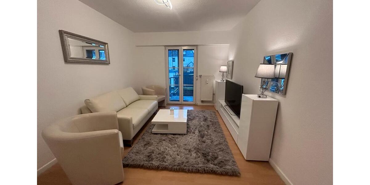Erdgeschoßwohnung Düsseldorf Düsseltal - 2 Zimmer, 60 m&sup2;, 1.350&euro; | Angebot:25995550