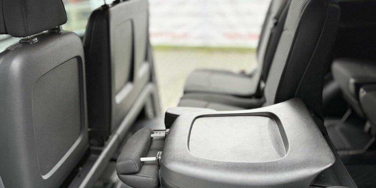 Mercedes-Benz Vito Kombi 122 CDI/ Klima / 2xSchiebetüren / AHK 240.000 km 22.490 &euro; Mönchengladbach 41066