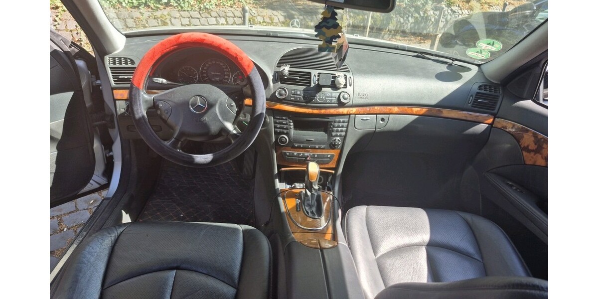 Mercedes-Benz E 270 242.000 km 4.480 &euro; Oberhausen 46045