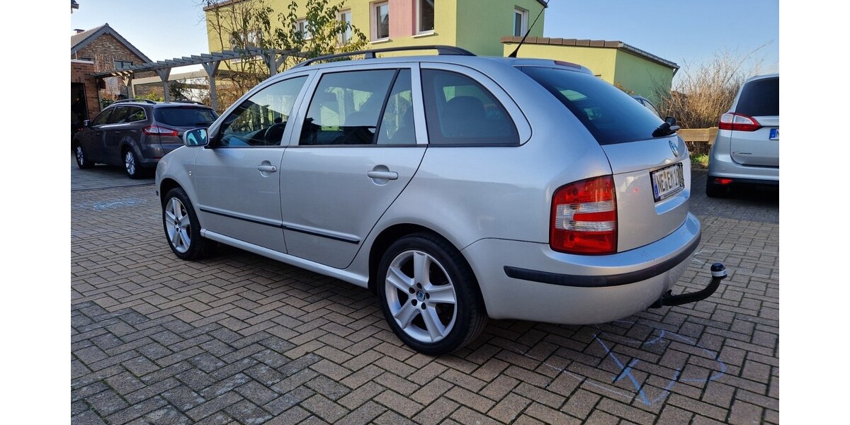 Skoda Fabia 389.000 km 1.480 &euro; Dormagen 41539