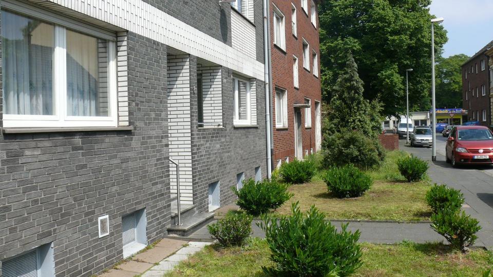 Dachgeschoßwohnung Duisburg Mittelmeiderich - 2 Zimmer, 45 m&sup2;, 450&euro; | Angebot:25894328