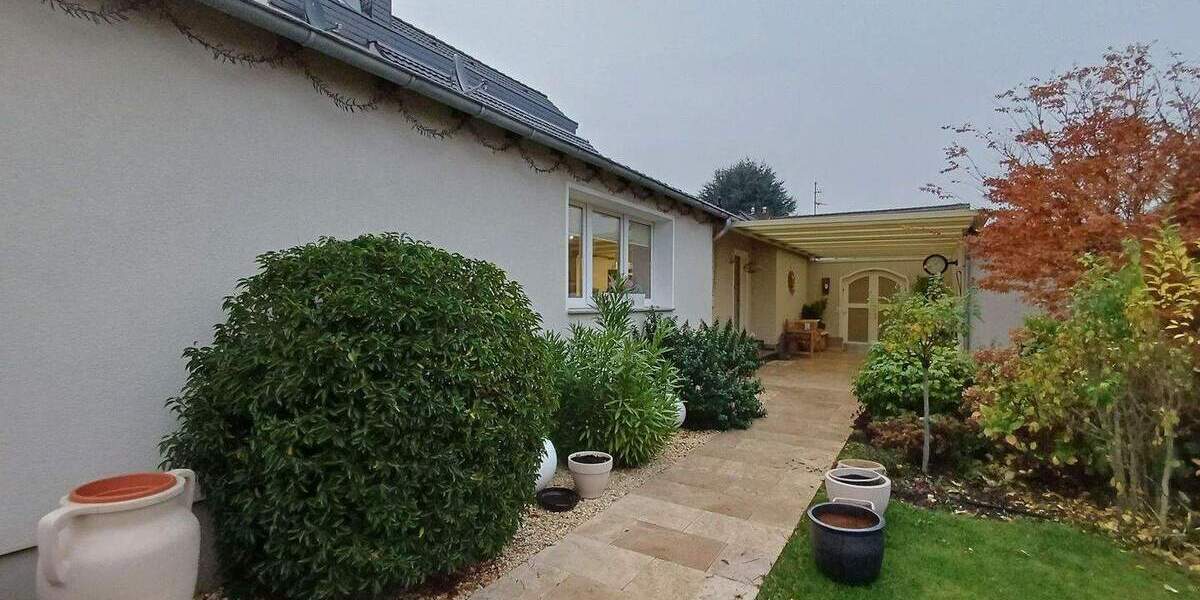 Doppelhaushälfte Düsseldorf Vennhausen - 4 Zimmer, 122 m&sup2;, 639.000&euro; | Angebot:25716338