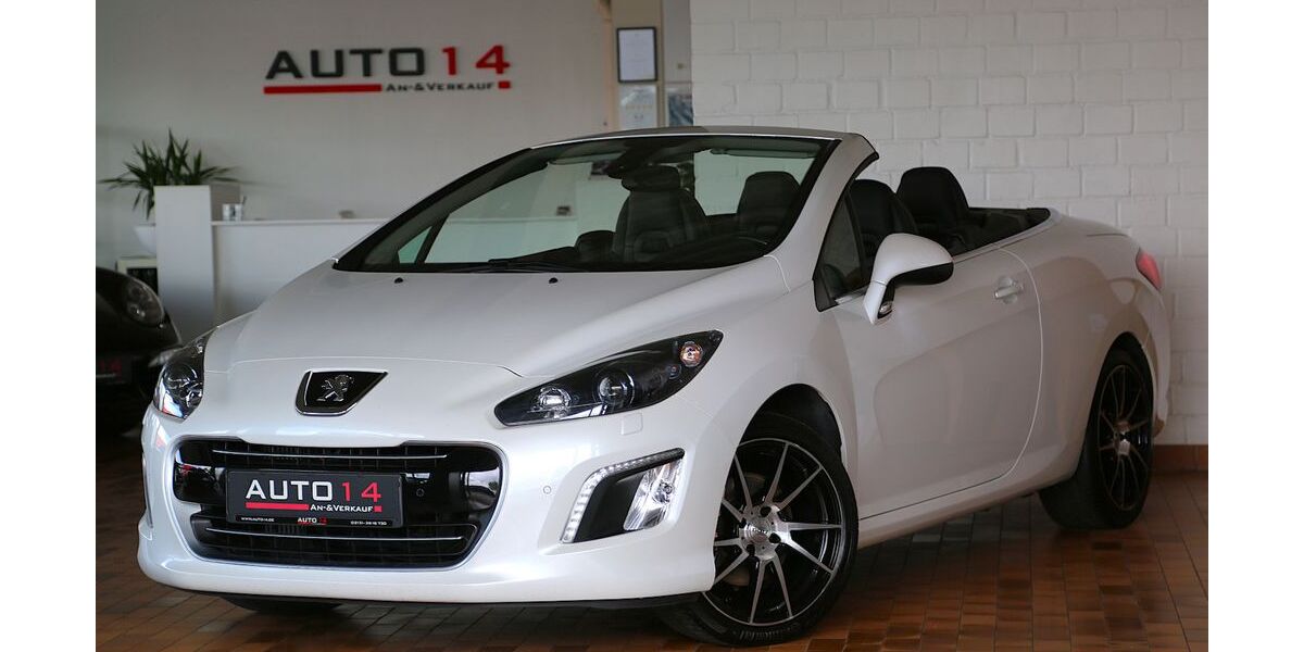 Peugeot 308 111.000 km 8.990 &euro; Neuss 41462