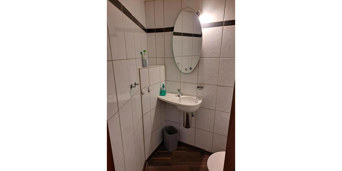 Etagenwohnung Nettetal - 1 Zimmer, 15 m&sup2;, 380&euro; | Angebot:25964958