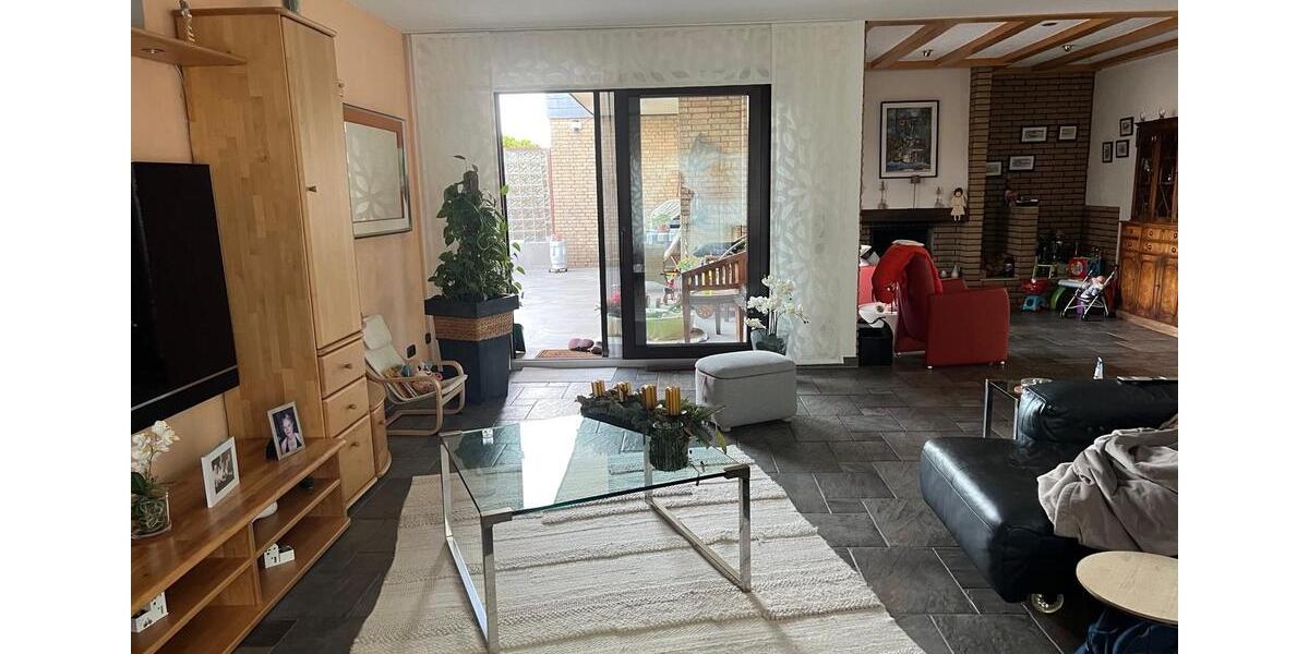 Einfamilienhaus Duisburg Essenberg - 5 Zimmer, 268 m&sup2;, 550.000&euro; | Angebot:26045236