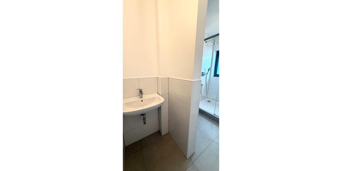 Dachgeschoßwohnung Düsseldorf Pempelfort - 3 Zimmer, 83 m&sup2;, 1.850&euro; | Angebot:26652898
