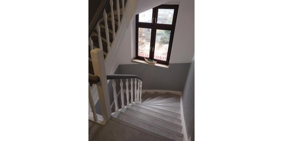 Dachgeschoßwohnung Krefeld Dießem - 2.5 Zimmer, 74 m&sup2;, 555&euro; | Angebot:24951309