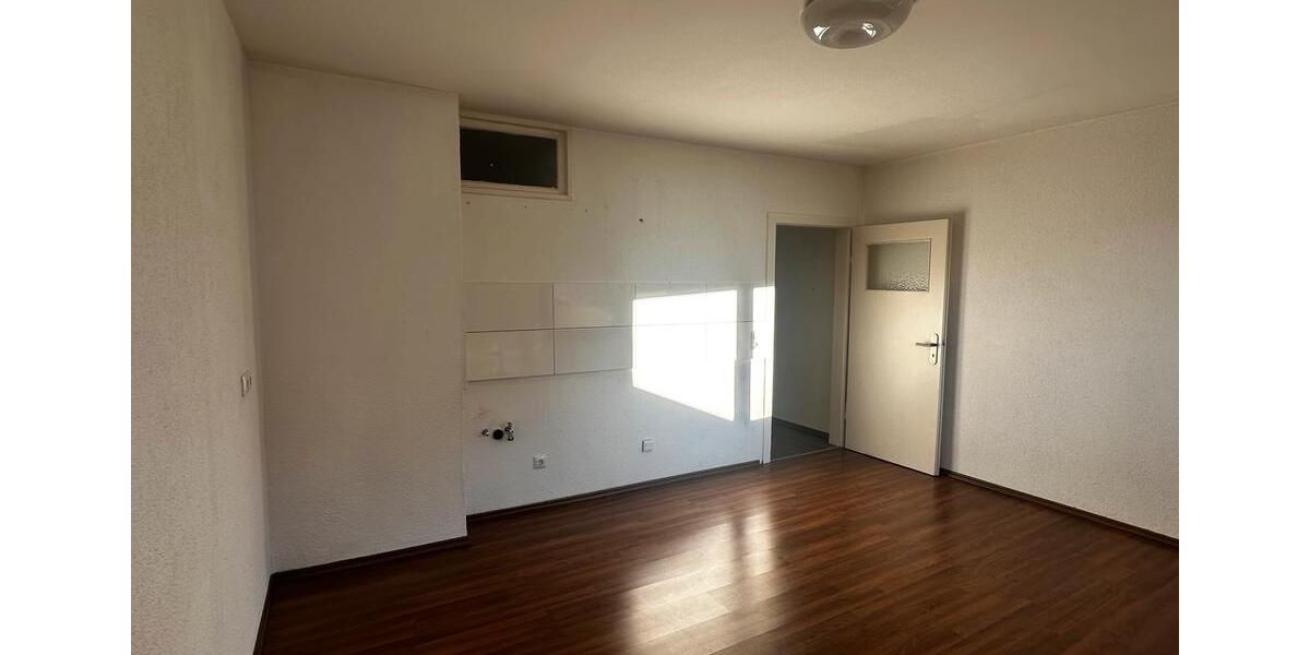Etagenwohnung Duisburg Hamborn - 2.5 Zimmer, 62 m&sup2;, 560&euro; | Angebot:25990050