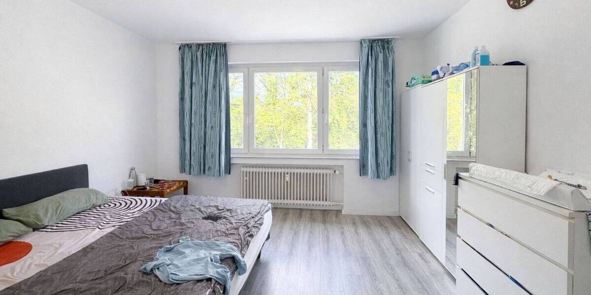 Etagenwohnung Düsseldorf Holthausen - 3 Zimmer, 87 m&sup2;, 1.200&euro; | Angebot:25910739