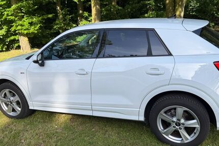 Audi Q2 12.082 km 28.499 &euro; Neuss 41472