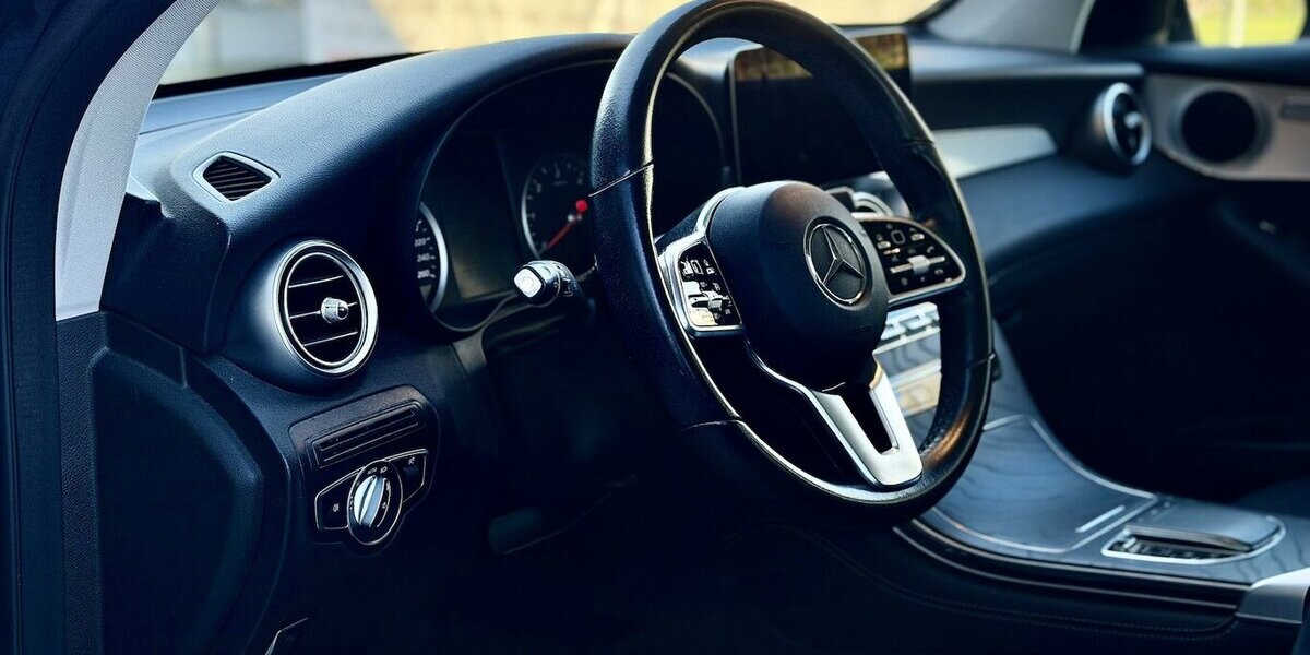 Mercedes-Benz GLC 220 d 4Matic / 1.Hd / MBUX / Kamera / Leder 99.000 km 32.490 &euro; Mönchengladbach 41066