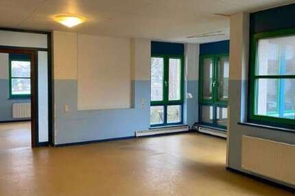 Gewerbeobjekt Neukirchen-Vluyn Vluyn - 2.995&euro; | Angebot:25541971