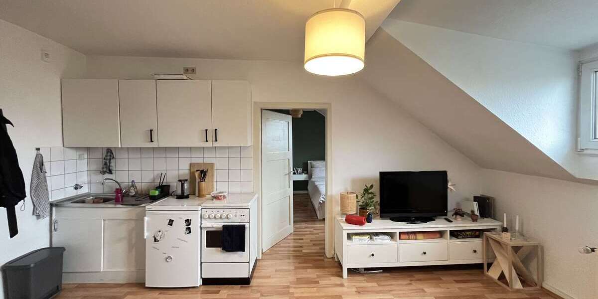 Etagenwohnung Düsseldorf Düsseltal - 3 Zimmer, 80 m&sup2;, 199.000&euro; | Angebot:26696718