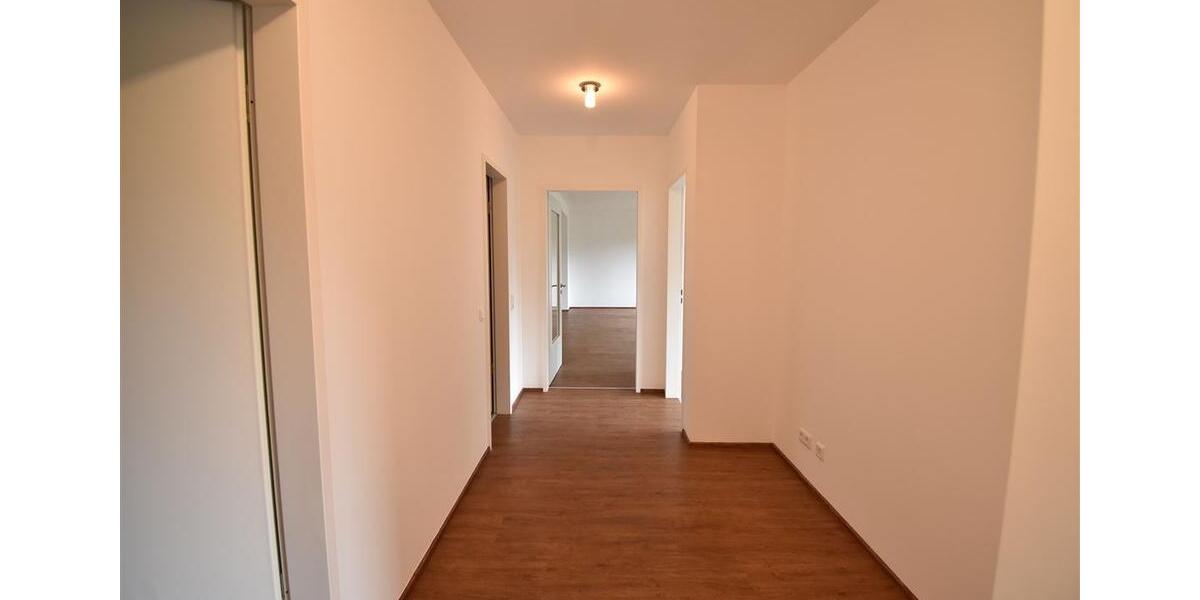 Etagenwohnung Düsseldorf Stadtbezirk 2 - 3 Zimmer, 106 m&sup2;, 1.700&euro; | Angebot:23373800